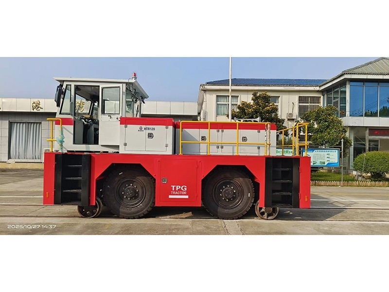 HTR120 internal combustion tractor
