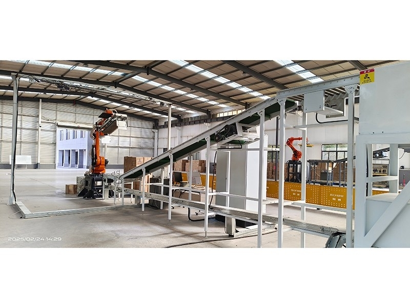 Intelligent loading machine