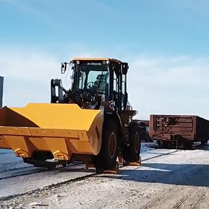 Road-rail dual-purpose loader tractor
