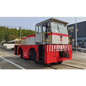 HTR120 internal combustion tractor