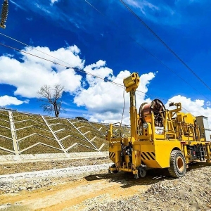 TWRR206路轨两用架线车