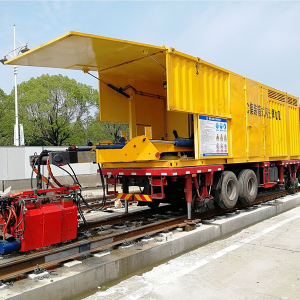 TWRR207路轨两用焊轨车