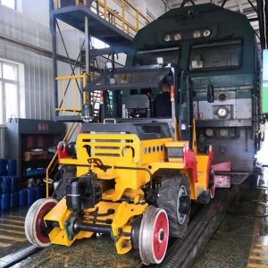 TWRR103型轨路两用牵引车