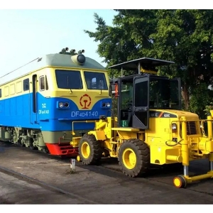 TWRR110型轨路两用牵引车