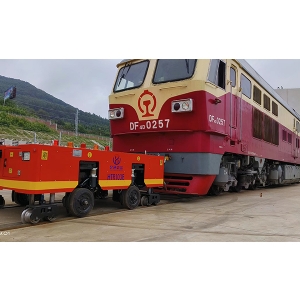 新能源公铁两用车HTR103E